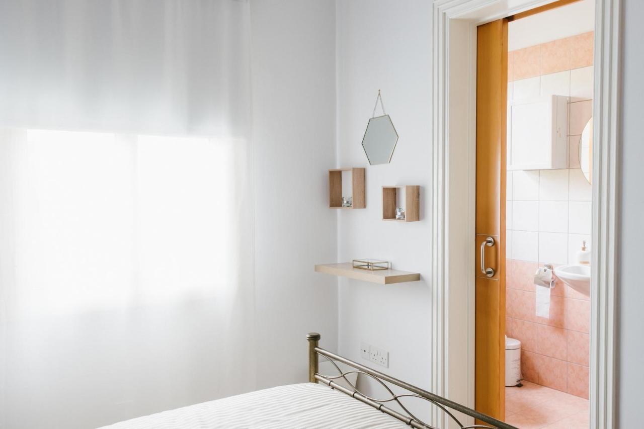 Aphrodite Gardens No.9 Luxury Apt Apartament Pafos
